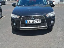 Schwarz Gebraucht 2010 Mitsubishi Outlander Instyle SUV | 4.400 € (Guter Preis)