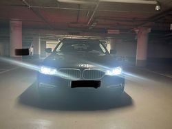 Schwarz Gebraucht 2019 BMW 520 Luxury Line Kombi | 21.900 € (Fairer Preis)