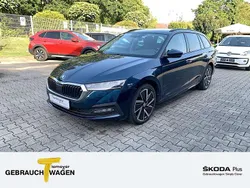 Lavablau metallic Gebraucht 2022 Skoda Octavia Clever Kombi | 22.440 € (Guter Preis)