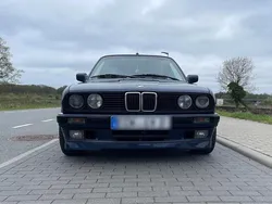 Blau Gebraucht 1988 BMW 325 Kombi | 9.500 €