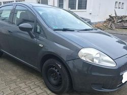 Grau Gebraucht 2009 Fiat Punto Limousine | 1.550 € (Fairer Preis)