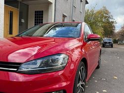 Rot Gebraucht 2014 VW Golf VII R-line Limousine | 9.900 € (Etwas zu teuer)