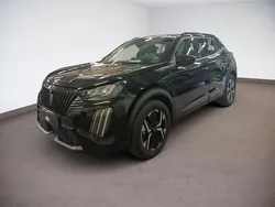 Lackierung schwarz perla nera... (metallic) Gebraucht 2024 Peugeot 2008 Allure SUV | 20.799 € (Fairer Preis)