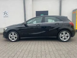 Schwarz Gebraucht 2017 Mercedes A180 Limousine | 10.950 € (Fairer Preis)
