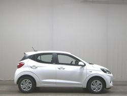 Weiss Gebraucht 2021 Hyundai i10 Kleinwagen | 9.680 € (Guter Preis)