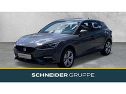 Grau Gebraucht 2025 Seat Leon FR Limousine | 28.650 € (Etwas zu teuer)