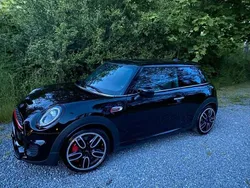 Schwarz Gebraucht 2020 Mini John Cooper Works Kleinwagen | 33.000 € (Teuer)