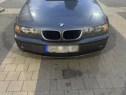 Grau Gebraucht 2002 BMW 318 Limousine | 3.500 € (Fairer Preis)