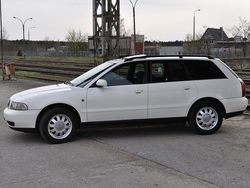Weiß Gebraucht 1998 Audi A4 Kombi | 2.120 € (Etwas zu teuer)