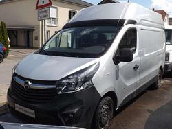 Silber Gebraucht 2017 Opel Vivaro Van | 14.800 € (Fairer Preis)