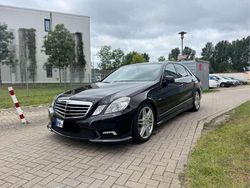 Schwarz Gebraucht 2009 Mercedes E350 AMG Limousine | 8.000 € (Guter Preis)