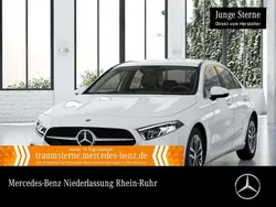Weiß Gebraucht 2024 Mercedes A200 Advanced Limousine | 31.890 € (Fairer Preis)