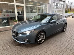 Blue reflex (metallic) Gebraucht 2014 Mazda 3 Limousine | 13.990 € (Teuer)