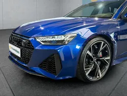 Blau Gebraucht 2021 Audi RS6 Kombi | 103.399 € (Teuer)