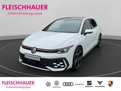 Weiss Gebraucht 2025 VW Golf VIII GTI Limousine | 43.990 € (Fairer Preis)