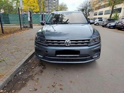 Grau Gebraucht 2019 VW Tiguan Allspace Highline SUV | 27.200 € (Etwas zu teuer)