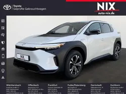 Weiß Gebraucht 2025 Toyota bZ4X Team SUV | 33.490 € (Guter Preis)