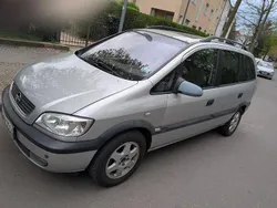 Grau Gebraucht 2002 Opel Zafira Elegance Van / Kleinbus | 1.000 € (Superpreis)