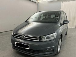 Grau Gebraucht 2021 VW Touran Comfortline Van / Kleinbus | 21.900 € (Guter Preis)
