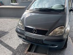 Blau Gebraucht 2004 Mercedes A140 Kleinwagen | 2.600 €