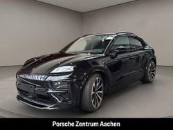 Schwarz Neu 2025 Porsche Macan Turbo SUV | 135.092 € (Guter Preis)