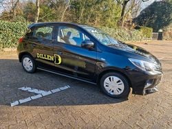 Schwarz Gebraucht 2023 Mitsubishi Space Star Limousine | 11.000 € (Fairer Preis)