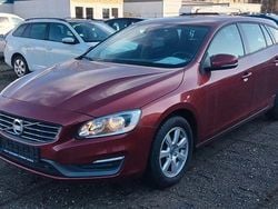 Rot Gebraucht 2014 Volvo V60 Kombi | 12.999 € (Fairer Preis)