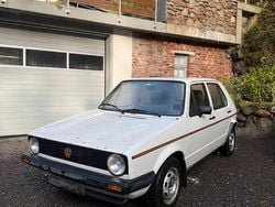 Weiß Gebraucht 1981 VW Golf I Kleinwagen | 1.600 €