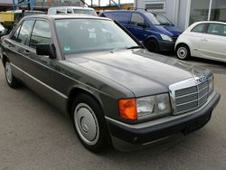 Grau Gebraucht 1989 Mercedes 190 Limousine | 4.900 €