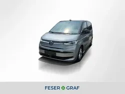 Monosilber metallic Gebraucht 2024 VW Multivan Van / Kleinbus | 64.900 € (Teuer)