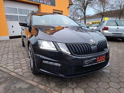 Schwarz Gebraucht 2018 Skoda Octavia vRS Limousine | 18.990 €