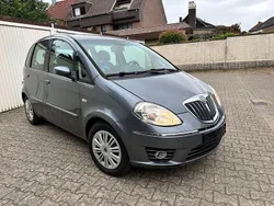 Grau Gebraucht 2008 Lancia Musa Van / Kleinbus | 1.150 € (Superpreis)