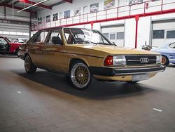 Beige Gebraucht 1977 Audi 100 Limousine | 13.900 €
