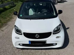 Weiß Gebraucht 2014 Smart ForTwo Coupé Coupé | 5.600 € (Fairer Preis)