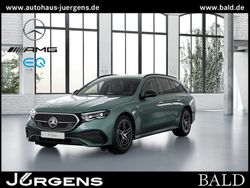 Metalliclack verdesilber Gebraucht 2025 Mercedes E300 AMG Kombi | 52.870 € (Fairer Preis)