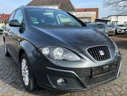 Grau Gebraucht 2012 Seat Altea XL Stylance Van / Kleinbus | 5.400 € (Fairer Preis)
