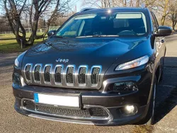 Grau Gebraucht 2015 Jeep Cherokee Limited SUV | 19.900 € (Etwas zu teuer)