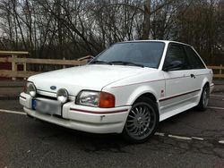Weiß Gebraucht 1988 Ford Escort Coupé | 6.800 €