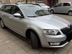 Gebraucht 2013 Skoda Octavia Active Kombi | 5.900 € (Guter Preis)