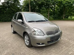 Braun Gebraucht 2006 Toyota Yaris Cool Kleinwagen | 2.950 € (Fairer Preis)
