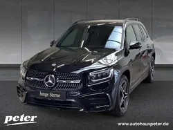 Metalliclack kosmosschwarz Gebraucht 2024 Mercedes GLB220 AMG SUV | 51.810 € (Etwas zu teuer)