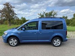 Blau Gebraucht 2016 VW Caddy Comfortline Van / Kleinbus | 22.700 € (Fairer Preis)