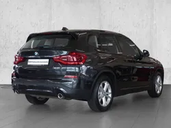 Grau Gebraucht 2020 BMW X3 SUV | 31.900 € (Fairer Preis)