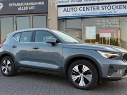 Grau Gebraucht 2022 Volvo XC40 Core SUV | 33.800 € (Etwas zu teuer)