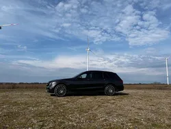 Grau Gebraucht 2019 Mercedes C400 Kombi | 37.200 € (Teuer)