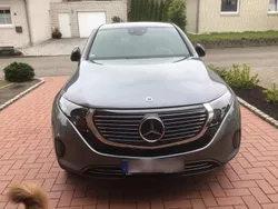 Mercedes EQC400