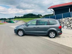 Grau Gebraucht 2013 VW Sharan Trendline Van / Kleinbus | 16.990 €