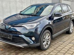 Schwarz Gebraucht 2017 Toyota RAV4 Hybrid Edition-S SUV | 13.900 € (Etwas zu teuer)