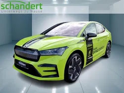 Mambagrün metallic (grün) metallic Gebraucht 2023 Skoda Enyaq iV RS SUV | 42.750 € (Fairer Preis)