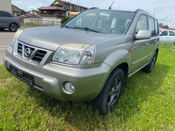 Gold Gebraucht 2002 Nissan X-Trail Comfort SUV | 1.800 € (Superpreis)
